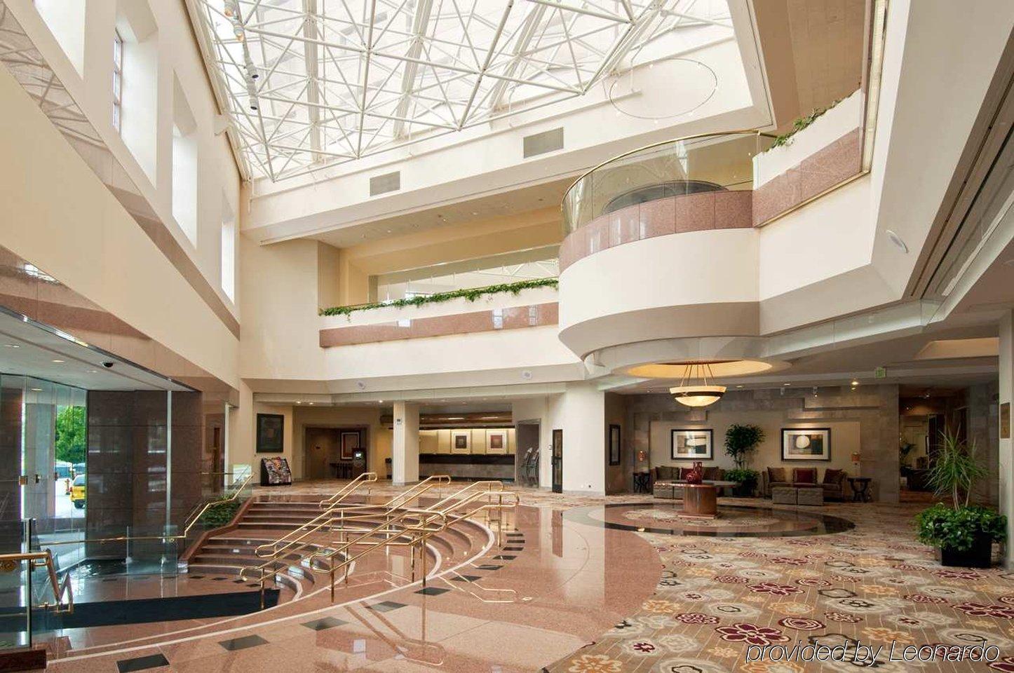 فندق لونغ بيتش، كاليفورنيافي  فندق هيلتون لونغ بيتش المظهر الداخلي الصورة